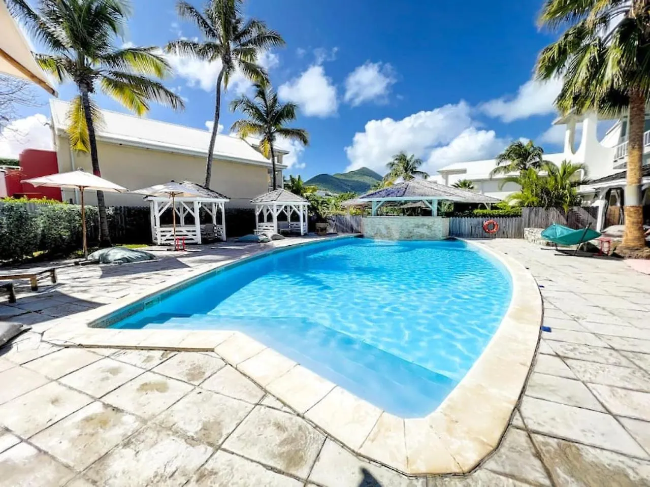 Plage 37 Orient Bay Beach Front With Pool Access 0*,  Sint Maarten/Saint Martin
