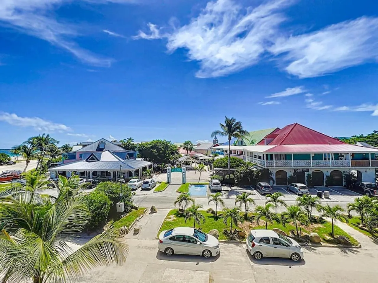 Holiday home Plage 37 Orient Bay Beach Front With Pool Access