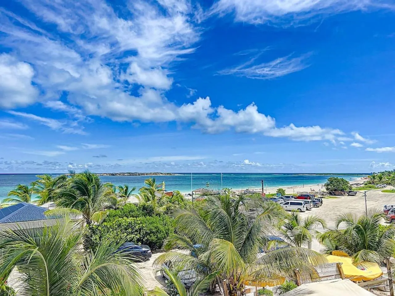 Plage 37 Orient Bay Beach Front With Pool Access