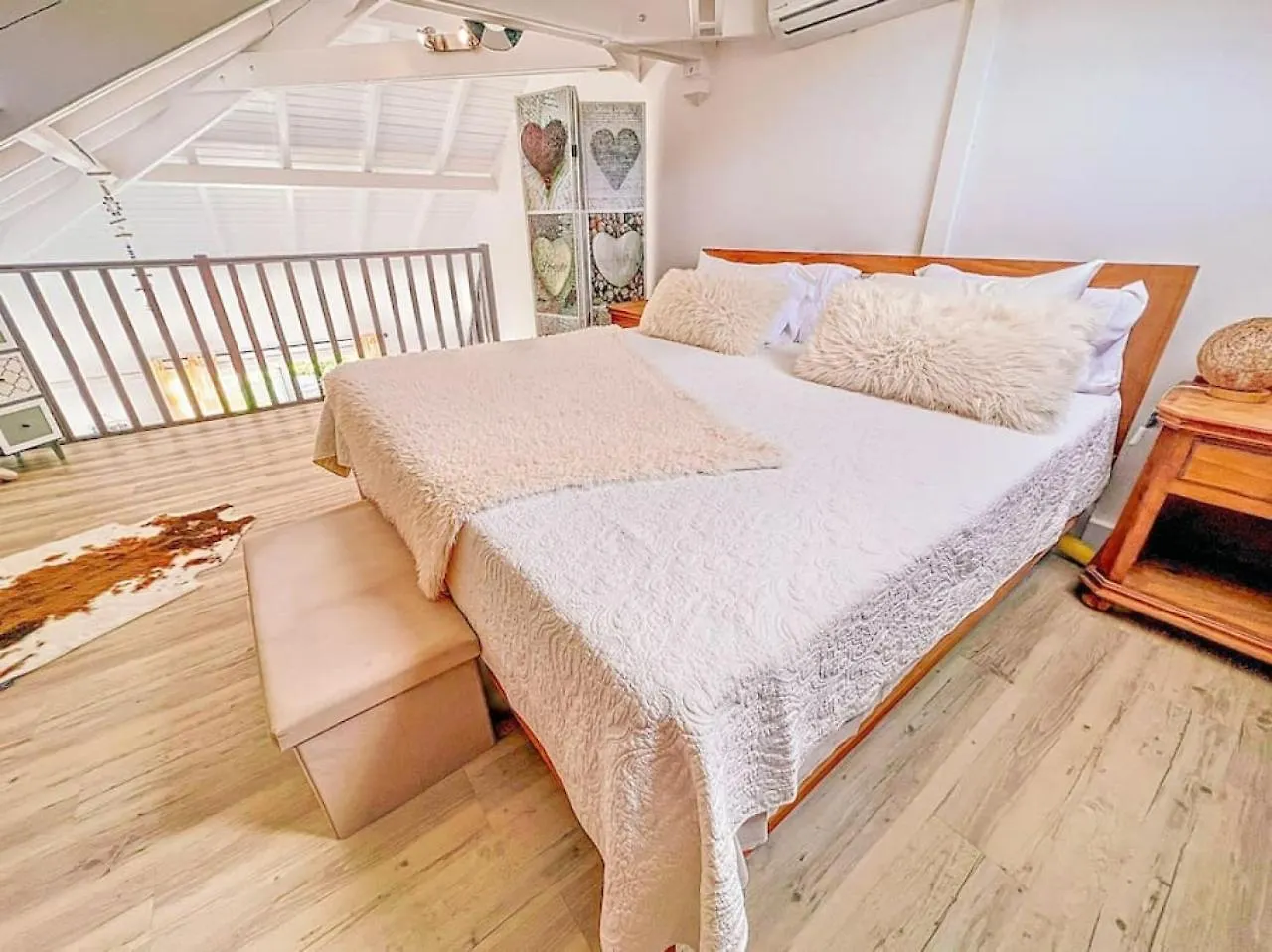 Plage 37 Orient Bay Beach Front With Pool Access Holiday home